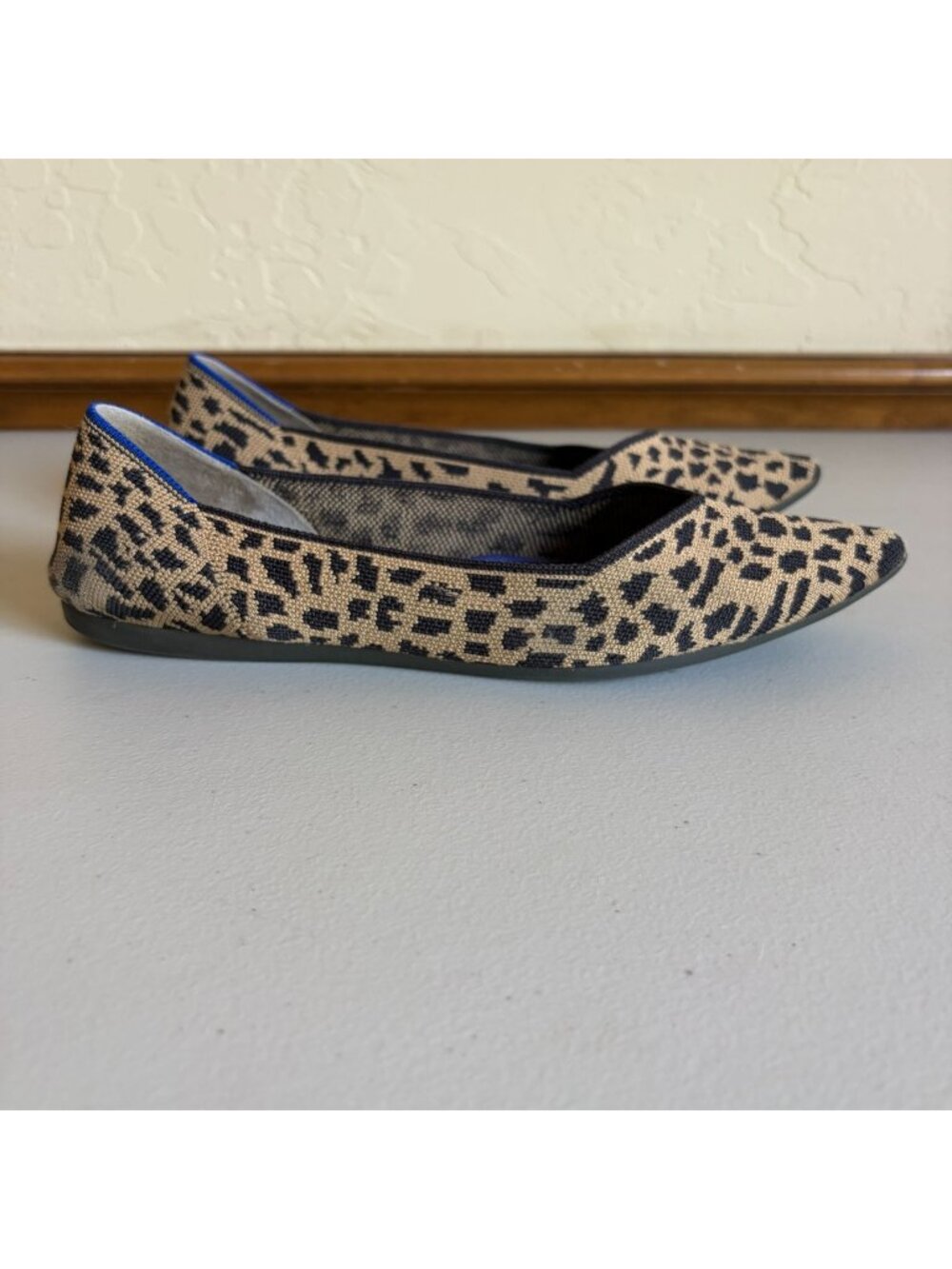 Rothy's The Point Leopard Size 10 Pointed-Toe Flats Beige Black